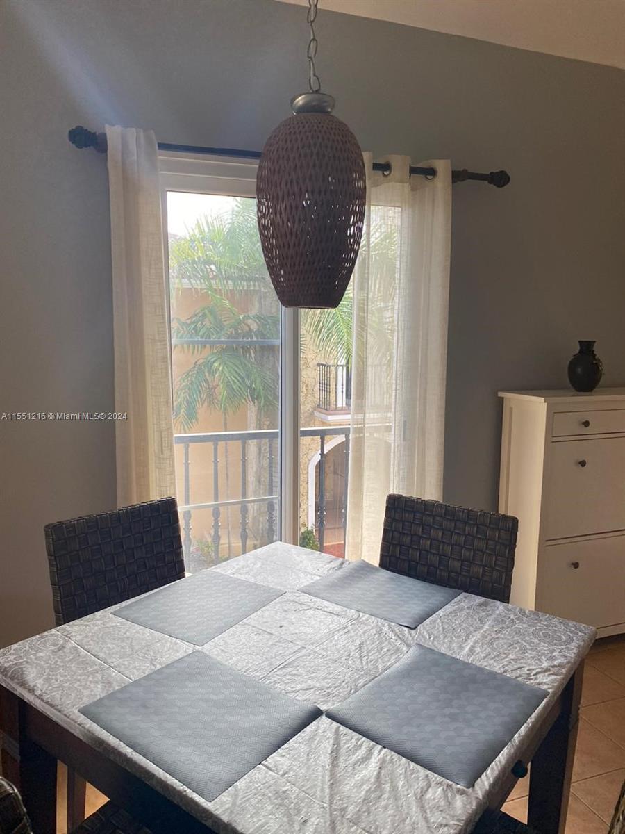 Beautiful Condo Villa Townhouse